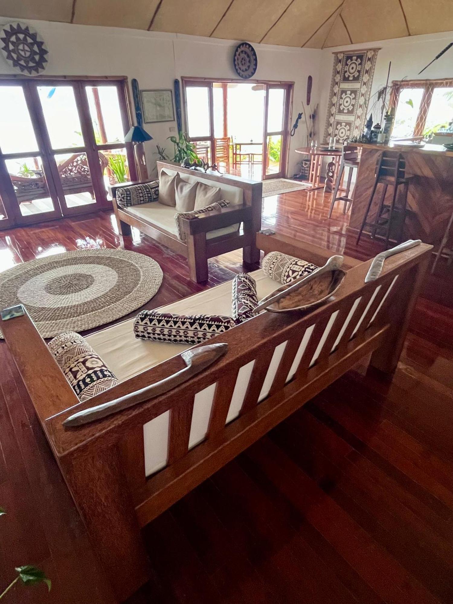 Naveria Heights Lodge Savusavu Εξωτερικό φωτογραφία