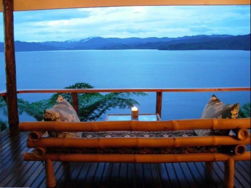Naveria Heights Lodge Savusavu Εξωτερικό φωτογραφία