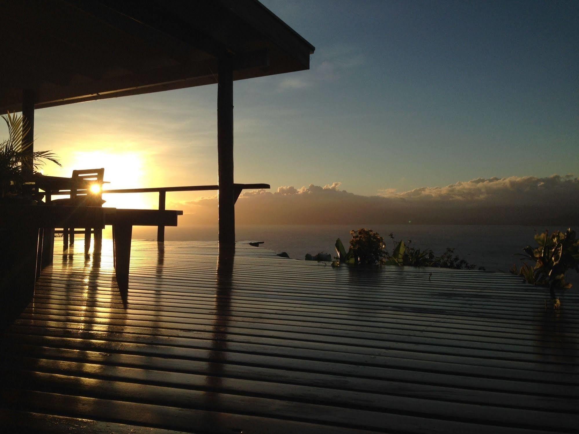 Naveria Heights Lodge Savusavu Εξωτερικό φωτογραφία